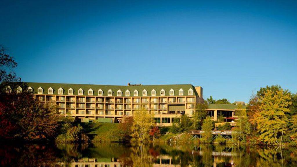 The Chateau Resort Tannersville Exterior photo