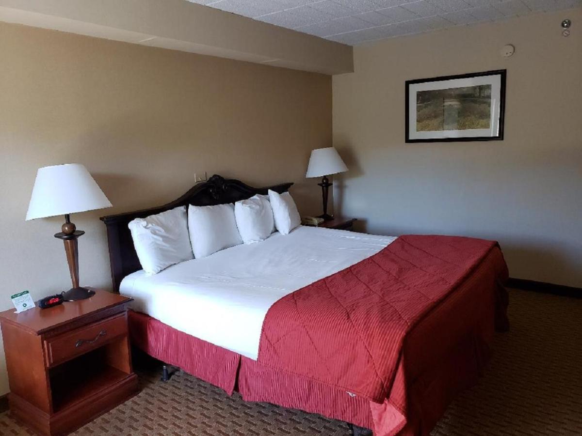 The Chateau Resort Tannersville Exterior photo